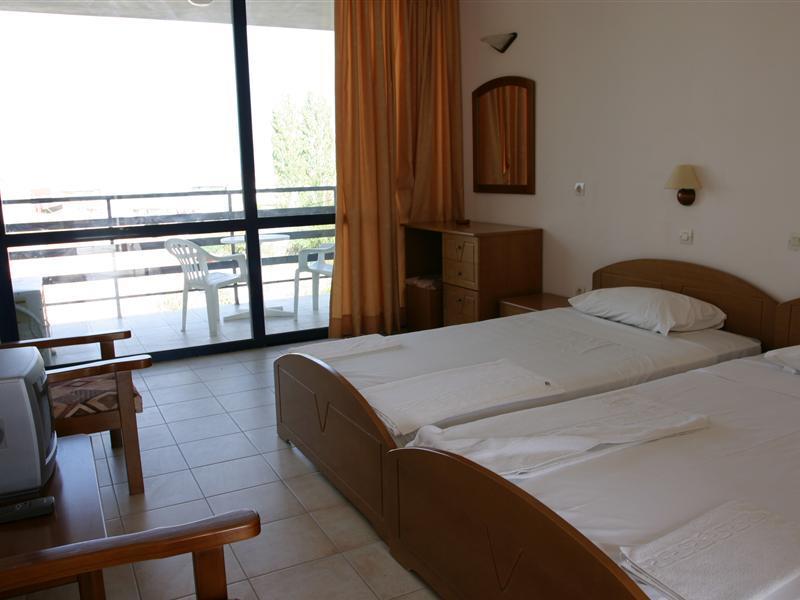 Nasos Hotel & Resort Moraḯtika Exterior foto